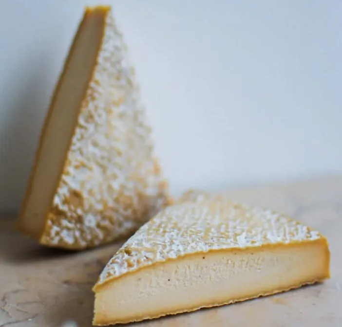 Queso semiduro de cajú 150 grs.