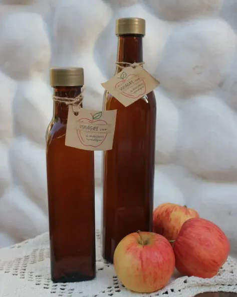 Vinagre Vivo de Manzana x 500 ml. Envase retornable.